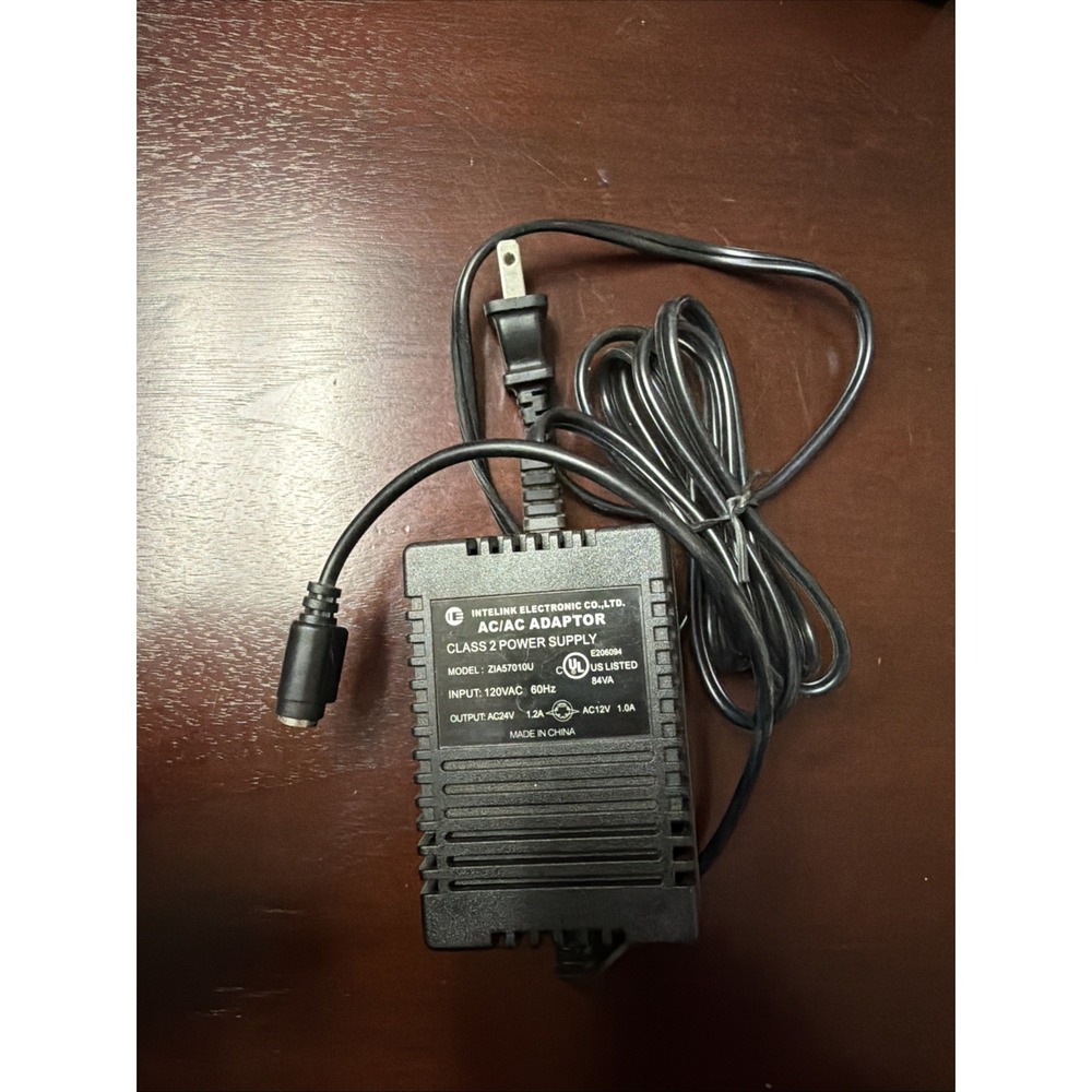 Interlink Class 2 Power Supply. ZIA57010U. 120V. 60 Hz. Output AC24v. 5 Prong